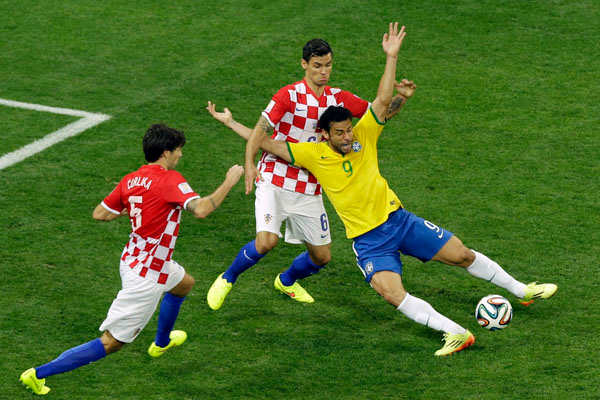 2014 world cup fred brazil croatia
